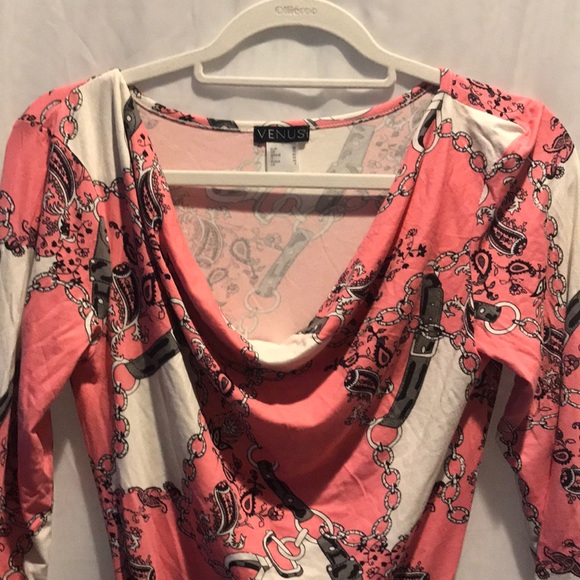 Venus dress pink chain dress - Picture 3 of 5